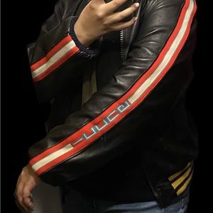 GUCCI leather bomber jacket 
Gives major biker vibes!
Made in Italy